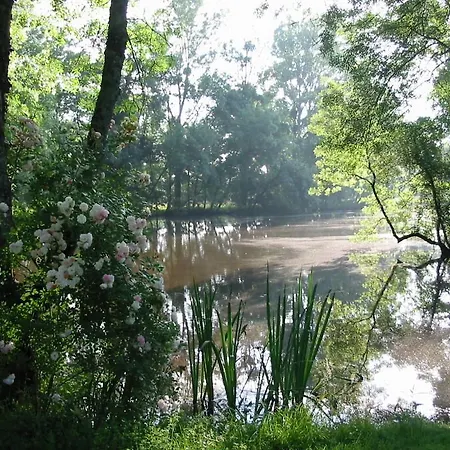 Domaine Des Etangs De Bois Robert *