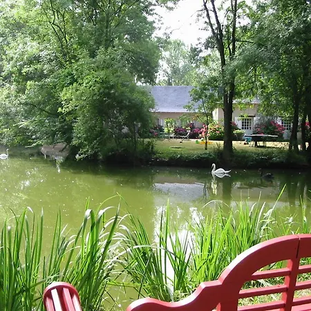 Domaine Des Etangs De Bois Robert Bed & Breakfast Bécon-les-Granits